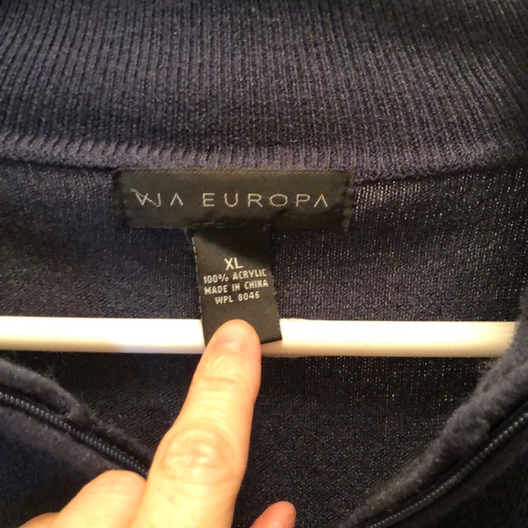 Men’s pullover - Picture 2 of 3